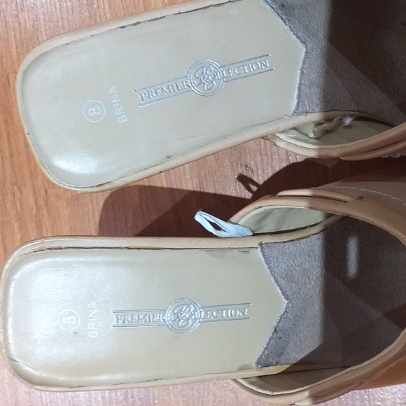 Shoes - Picture 3 of 4